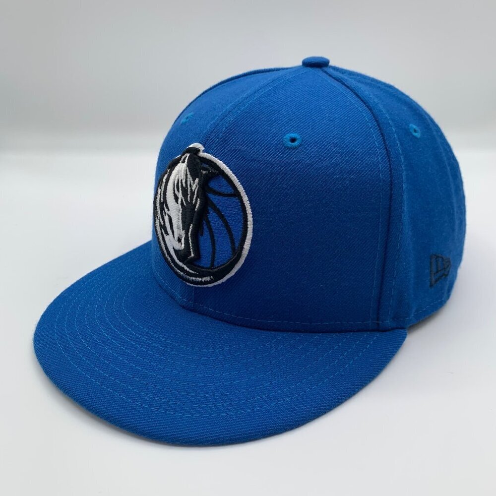 Dallas Mavericks NBA Blue New Era 9Fifty Wool Blend Snapback Hat